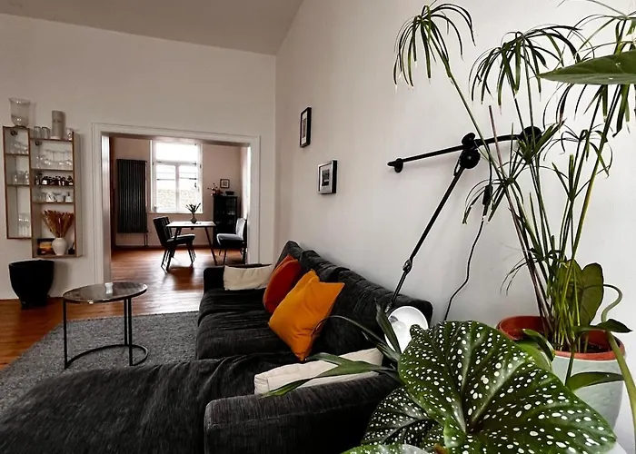 City Apartment - Historic Charm