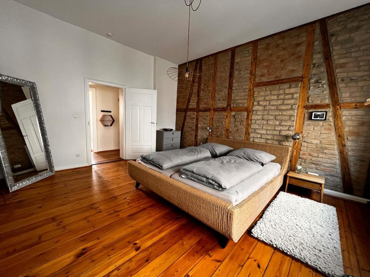 Apartment - Historic Charm