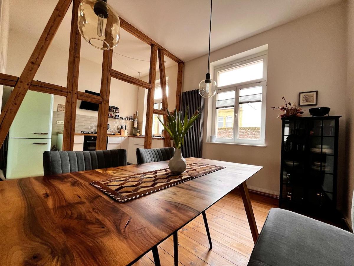 - Historic Charm Apartment Wiesbaden